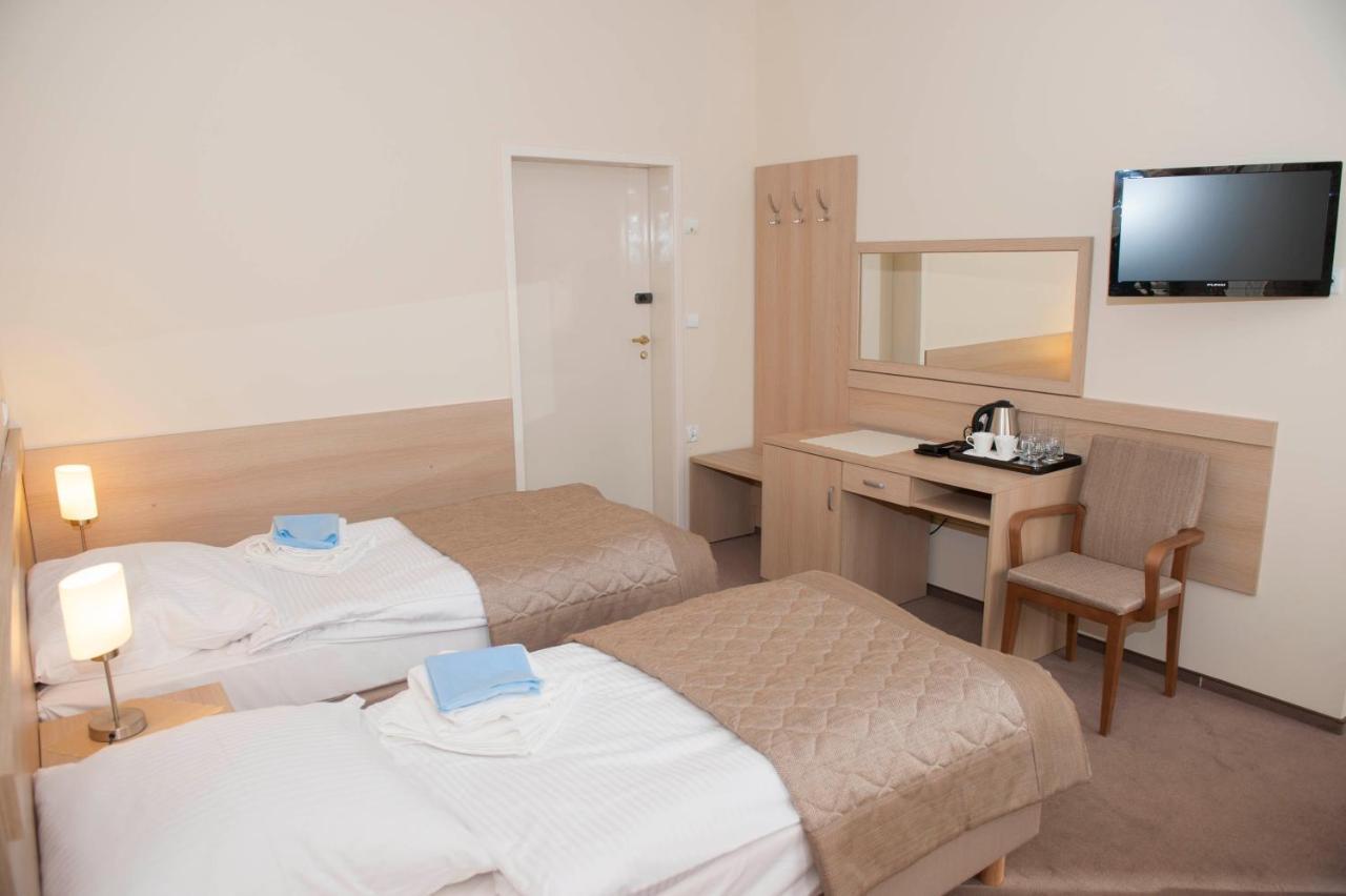 Dom Zdrojowy Aparthotel Jelenia Gora Exterior photo