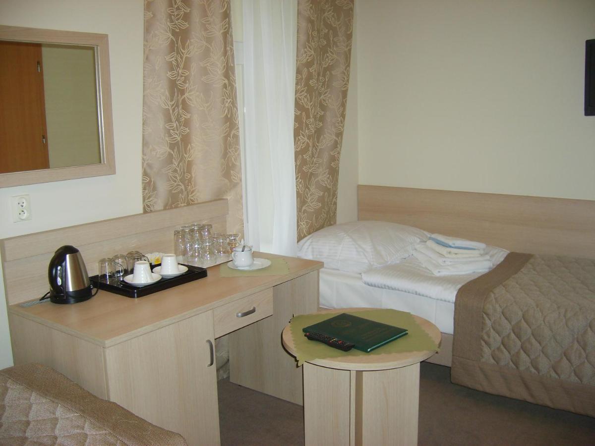 Dom Zdrojowy Aparthotel Jelenia Gora Exterior photo
