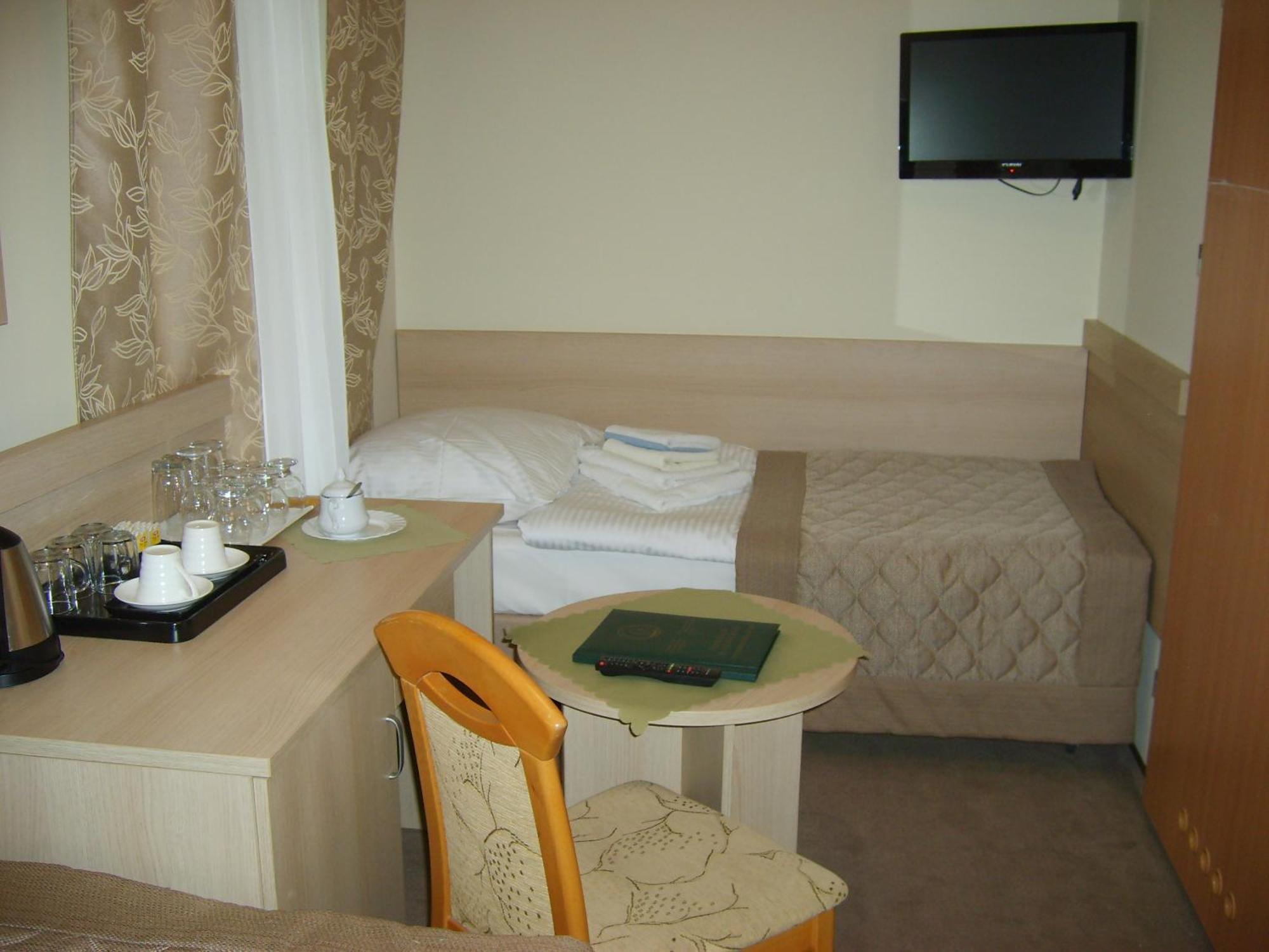 Dom Zdrojowy Aparthotel Jelenia Gora Exterior photo